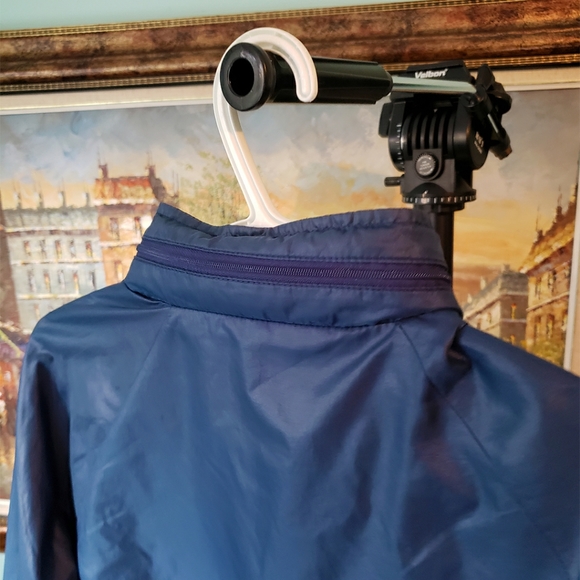 Oyster Bay Windbreaker (Medium) - Picture 3 of 8